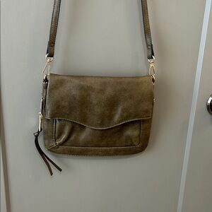 Moda Luxe Olive Crossbody Bag